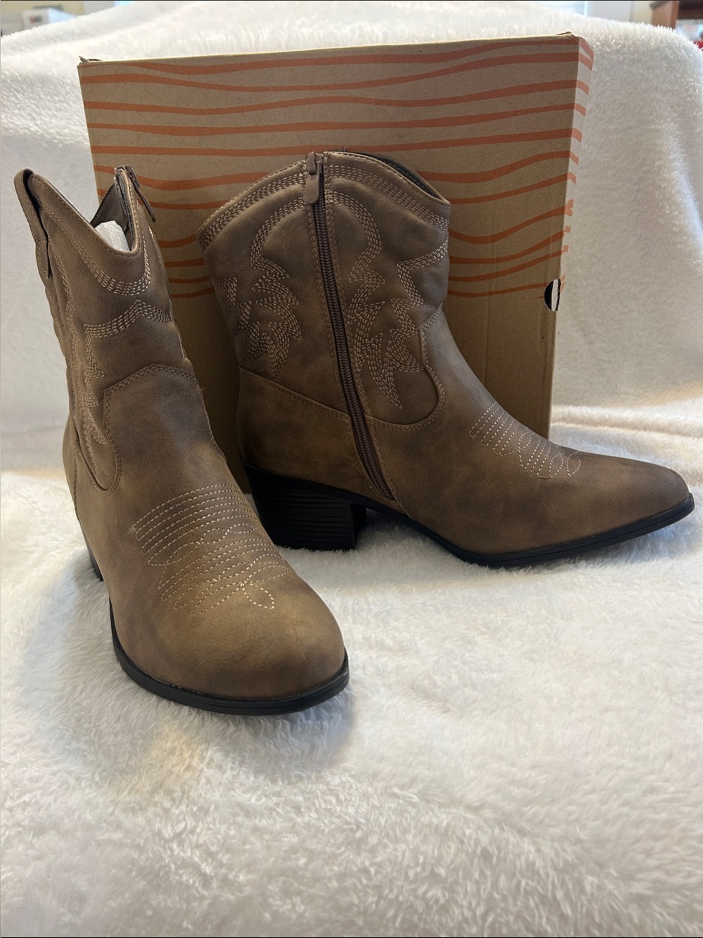 Global Win Taupe Western-Style Ankle Booties
